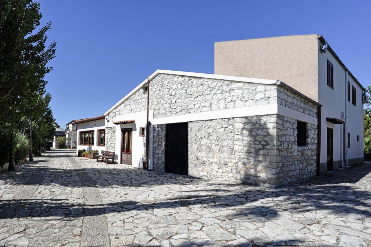 Roccamena Agriturismo Tenute Pollara מראה חיצוני תמונה