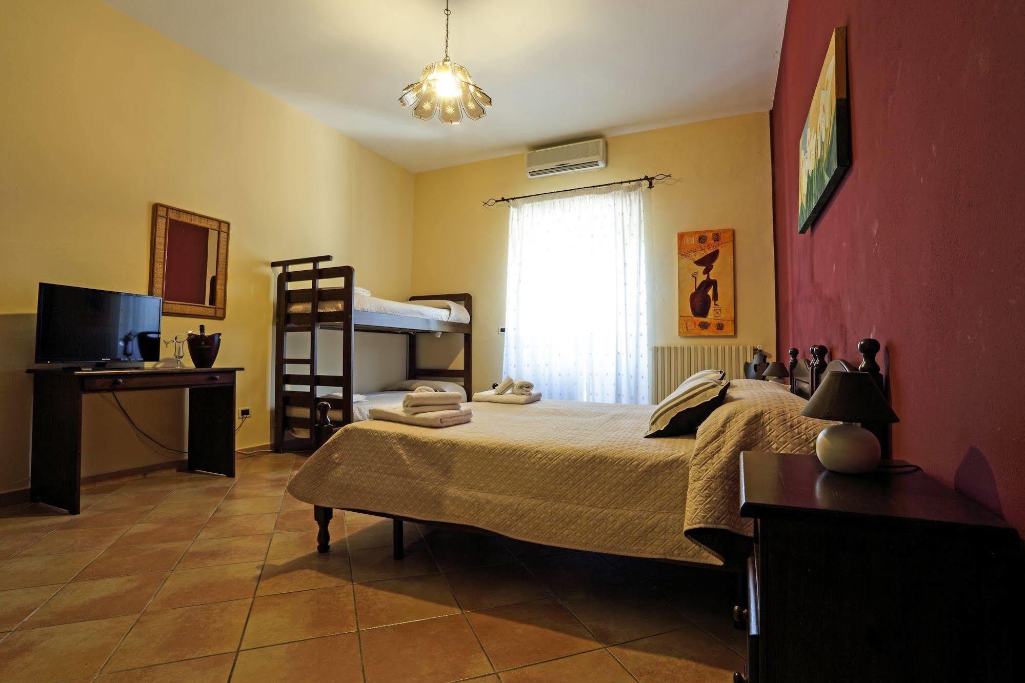 Roccamena Agriturismo Tenute Pollara מראה חיצוני תמונה