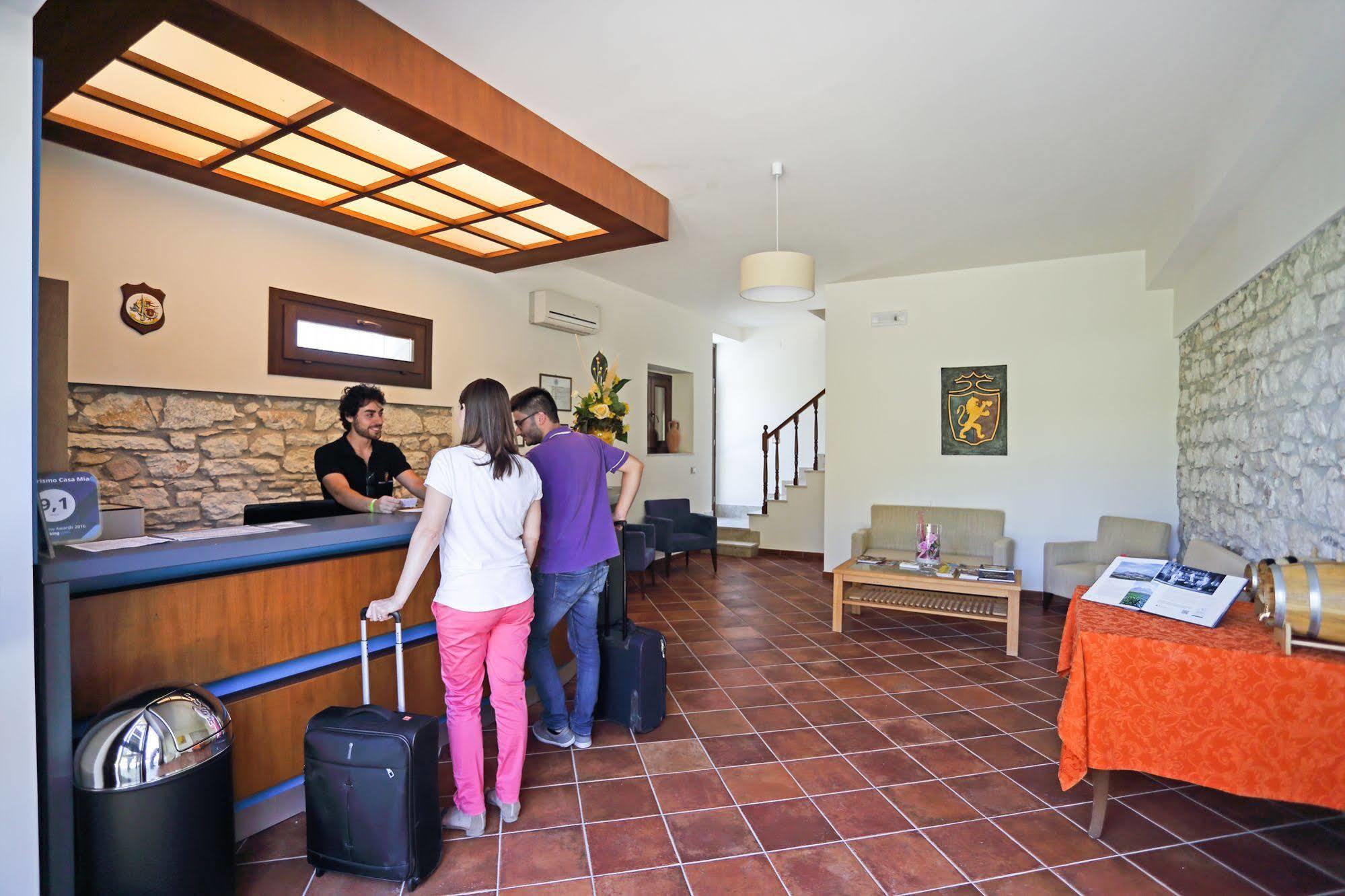 Roccamena Agriturismo Tenute Pollara מראה חיצוני תמונה